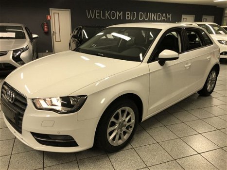 Audi A3 Sportback - 1.4 TFSI 150PK- Ultra Attraction-Leder- NL auto - 1