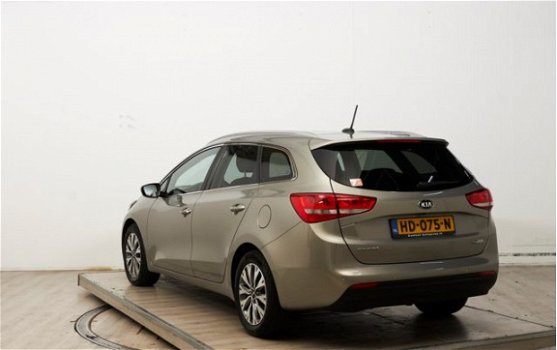 Kia Cee'd - 1.6 CRDi DynamicLine 7 jaar garantie - 1