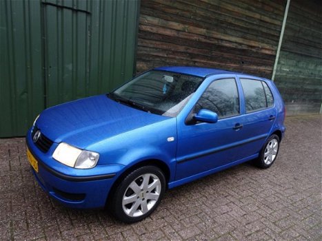 Volkswagen Polo - 1.9 SDI Trendline - 1