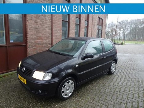 Volkswagen Polo - 1.4 16V 75pk Trendline - 1