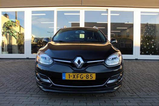 Renault Mégane Estate - 1.2 TCe Bose, NAVIGATIE, CRUISE CONTROL, PDC ACHTER, PRIJS IS RIJKLAAR INCL - 1