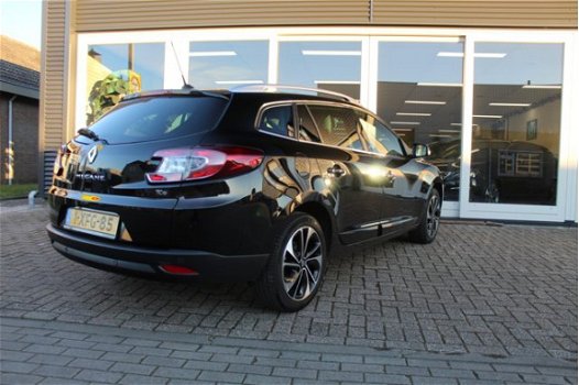 Renault Mégane Estate - 1.2 TCe Bose, NAVIGATIE, CRUISE CONTROL, PDC ACHTER, PRIJS IS RIJKLAAR INCL - 1