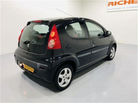 Peugeot 107 - 1.0-12v XS Airco 5-Deurs Urban Edition - 1