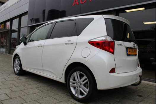 Toyota Verso S - 1.3 VVT-i Dynamic // NAVI // CRUISE // PANO-DAK - 1