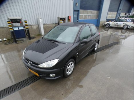 Peugeot 206 - 1.4 XS Premium / leer / alu. velgen / nieuwe distr. riem - 1