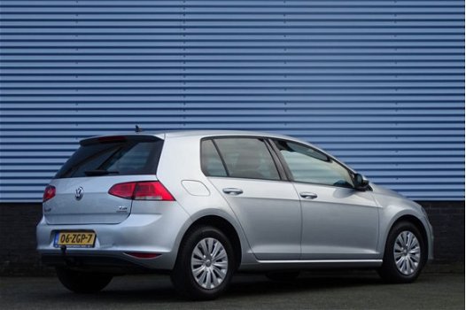 Volkswagen Golf - 1.2 TSI Trendline - 1