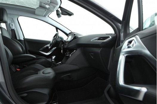 Peugeot 208 - 1.2T 110PK PureTech Première 5drs | PANORAMA | NAVI | 1e Eigenaar -A.S. ZONDAG OPEN - 1