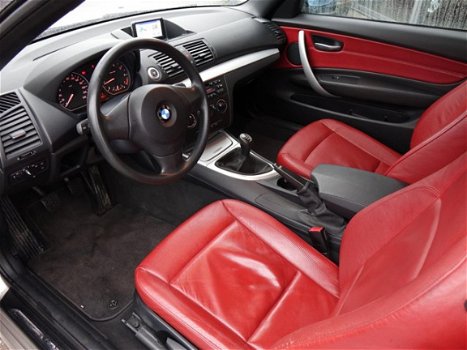 BMW 1-serie Cabrio - 118i Executive Airco Leder Navi Lm.velgen Elec.pakket Radio/cd - 1