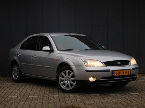 Ford Mondeo - 1.8-16V Collection - 1