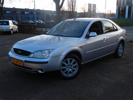 Ford Mondeo - 1.8-16V Collection - 1