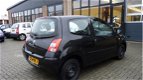 Renault Twingo - 1.2 Authentique - 1 - Thumbnail