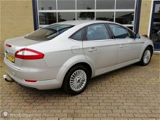 Ford Mondeo - - 2.0-16V Titanium