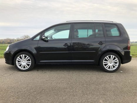 Volkswagen Touran - 2.0-16V FSI STANDKACHEL | NAVI | STOELVERWARMING | PDC - 1