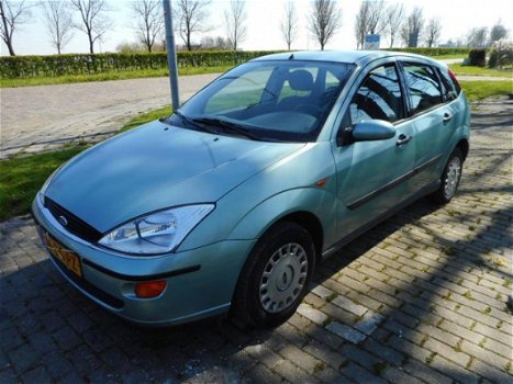 Ford Focus - 1.6-16V Ghia AUTOMAAT - 1