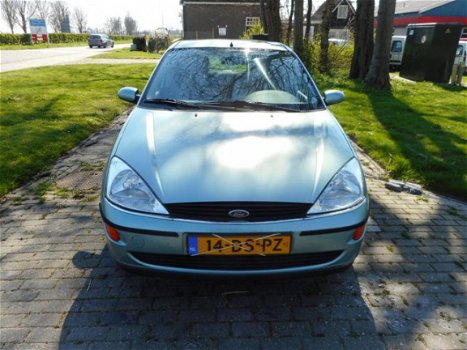 Ford Focus - 1.6-16V Ghia AUTOMAAT - 1