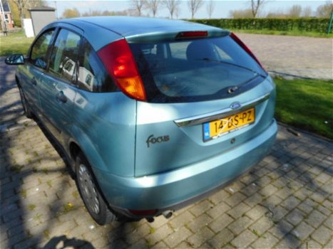 Ford Focus - 1.6-16V Ghia AUTOMAAT - 1