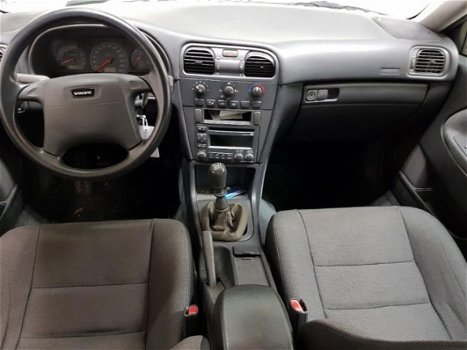 Volvo S40 - 1.6 ✅NAP, NAVI, PDC, AIRCO, 2XSLEUTELS, BOEKJES, LAGE KM - 1