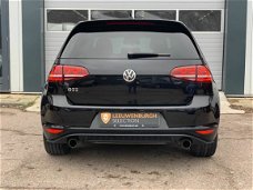 Volkswagen Golf - 2.0 GTI Bi-xenon | Keyless entry | Navi | C.Control | Nu v.a. €99-, p/m