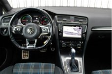 Volkswagen Golf - 1.4 TSI GTE EX BTW [ panoramadak xenon navi bluetooth audio+tel ]