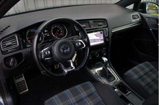 Volkswagen Golf - 1.4 TSI GTE EX BTW [ panoramadak xenon navi bluetooth audio+tel ] - 1