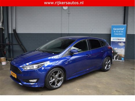 Ford Focus - 1.0 ST-Line Ecoboost 125 pk 1e eigenaar, Nieuwstaat Airco, Elektrische ramen, Lage km s - 1