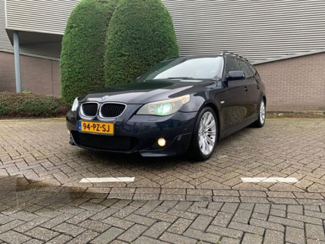 BMW 5-serie Touring - 535d High Executive CARBON ZWART M UITVOERING AF FABRIEK - 1