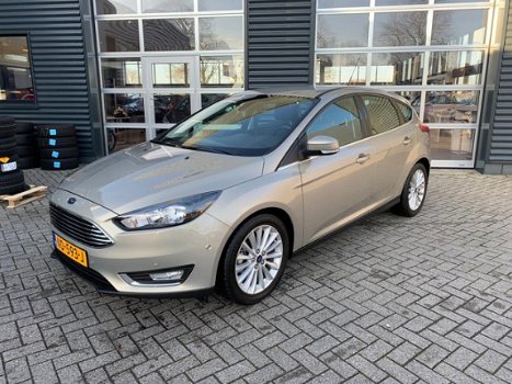 Ford Focus - 1.0 EcoBoost 125pk 5-deurs Titanium - 1