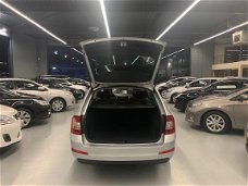 Skoda Octavia Combi - 1.6 TDI Greenline Businessline navi, Pdc, leer