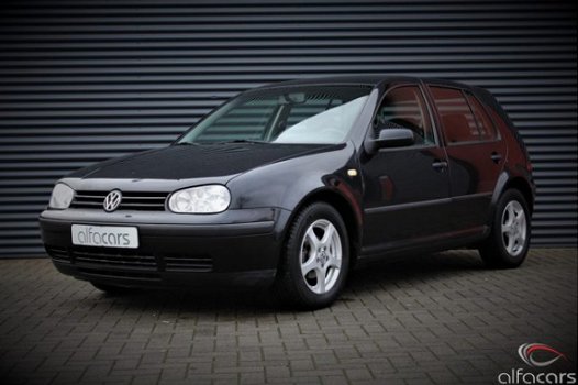 Volkswagen Golf - 1.4-16V Comfortline AIRCO l TREKHAAK l NAP l - 1