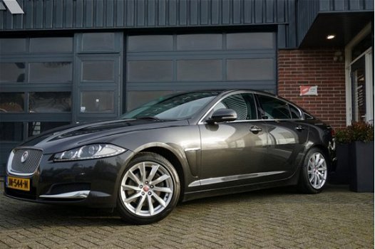 Jaguar XF - 2.2D | NAVI | LEDER | TREKHAAK | - 1