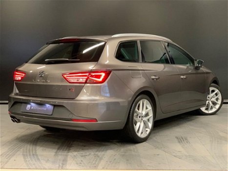 Seat Leon ST - 1.8 TSI FR Navi, Cruise, Clima, Bluetooth, Telefoon, Voll Led, Private Glas - 1