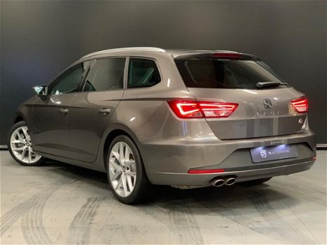 Seat Leon ST - 1.8 TSI FR Navi, Cruise, Clima, Bluetooth, Telefoon, Voll Led, Private Glas - 1