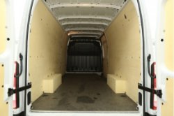 Renault Master - T35 2.3 dCi L3H2 Airco Camera PDC Cruisecontrol 3 Persoons Start/Stop Elektrpakket