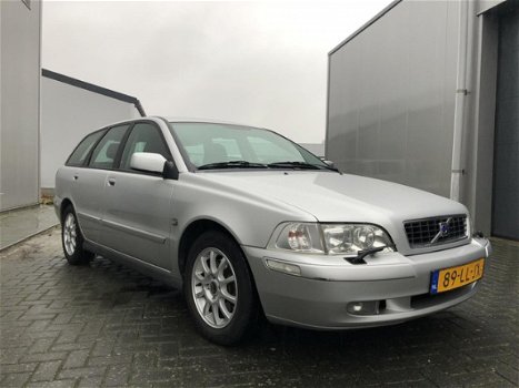 Volvo V40 - 2.0 T Automaat Edition|Climate|NL Auto|PDC|Airco|*Yougtimer - 1