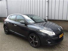 Renault Mégane - 1.4 TCE Celsium Navi * Motor defect