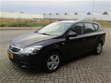 Kia Cee'd - 1.4 CVVT X-tra Airco * Motor tikt