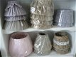 Wit brocante lampen kap met pareltjes - 7 - Thumbnail