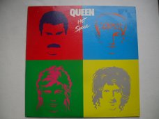 QUEEN Hot Space