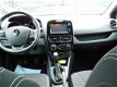 Renault Clio - 0.9 TCe LIMITED NAVI AIRCO LMV LEASE V/A 145.00 PM - 1 - Thumbnail