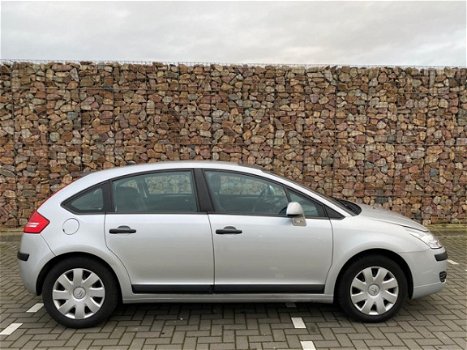 Citroën C4 - 1.6-16V Ligne Prestige - 1