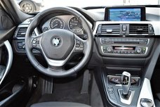 BMW 3-serie - 316i High Executive 40241 km Sport uitvoering, xenon, navi.proff,