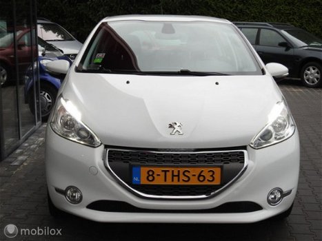 Peugeot 208 - 1.2 VTi Blue Lease - 1