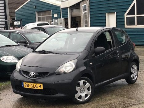 Toyota Aygo - 1.0-12V 3-Deurs/Airco/Stuurbekr - 1