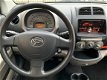 Daihatsu Sirion 2 - 1.0-12V Trend 5 drs glazen s'dak - 1 - Thumbnail