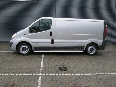 Renault Trafic - 2.0 dCi T29 L2H1 airco electrische ramen en spiegels 3 zits zeer goed rijdende bus - 1