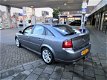 Opel Vectra GTS - 1.8-16V Elegance /zeer mooie & sportieve en goed onderhouden/airco/leer/nap/apk - 1 - Thumbnail