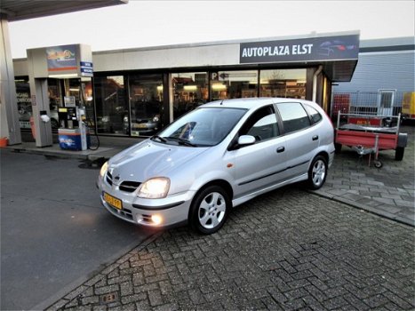 Nissan Almera Tino - 1.8 Tekna /mooie auto/achteruit camera/airco/navi/3e eigenaar/nap/nw apk - 1