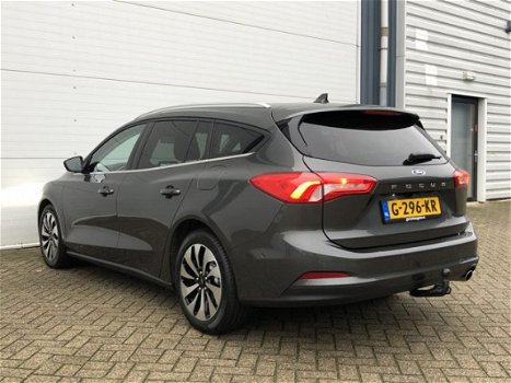 Ford Focus Wagon - 1.0 126pk Titanium Luxe-uitvoering RIJKLAAR automatische airco, wegklapbare trekh - 1