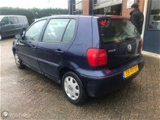 Volkswagen Polo - 1.4