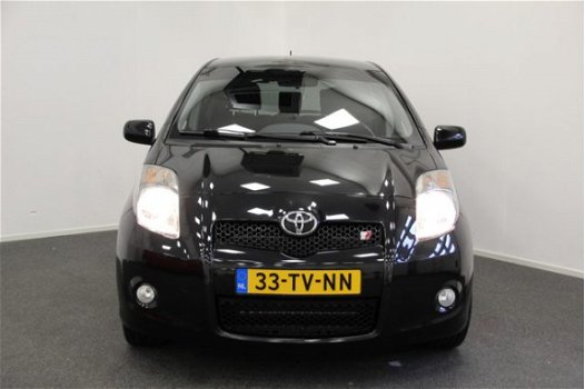 Toyota Yaris - 1.8 VVTi TS | Climate Control | Keyless Entry | Lichtmetalen velgen | *6 Maanden BOVA - 1